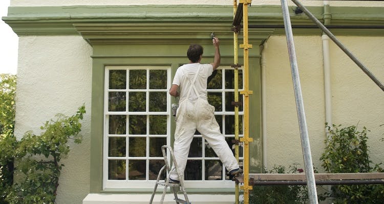 7 signs the exterior of your home needs repainting